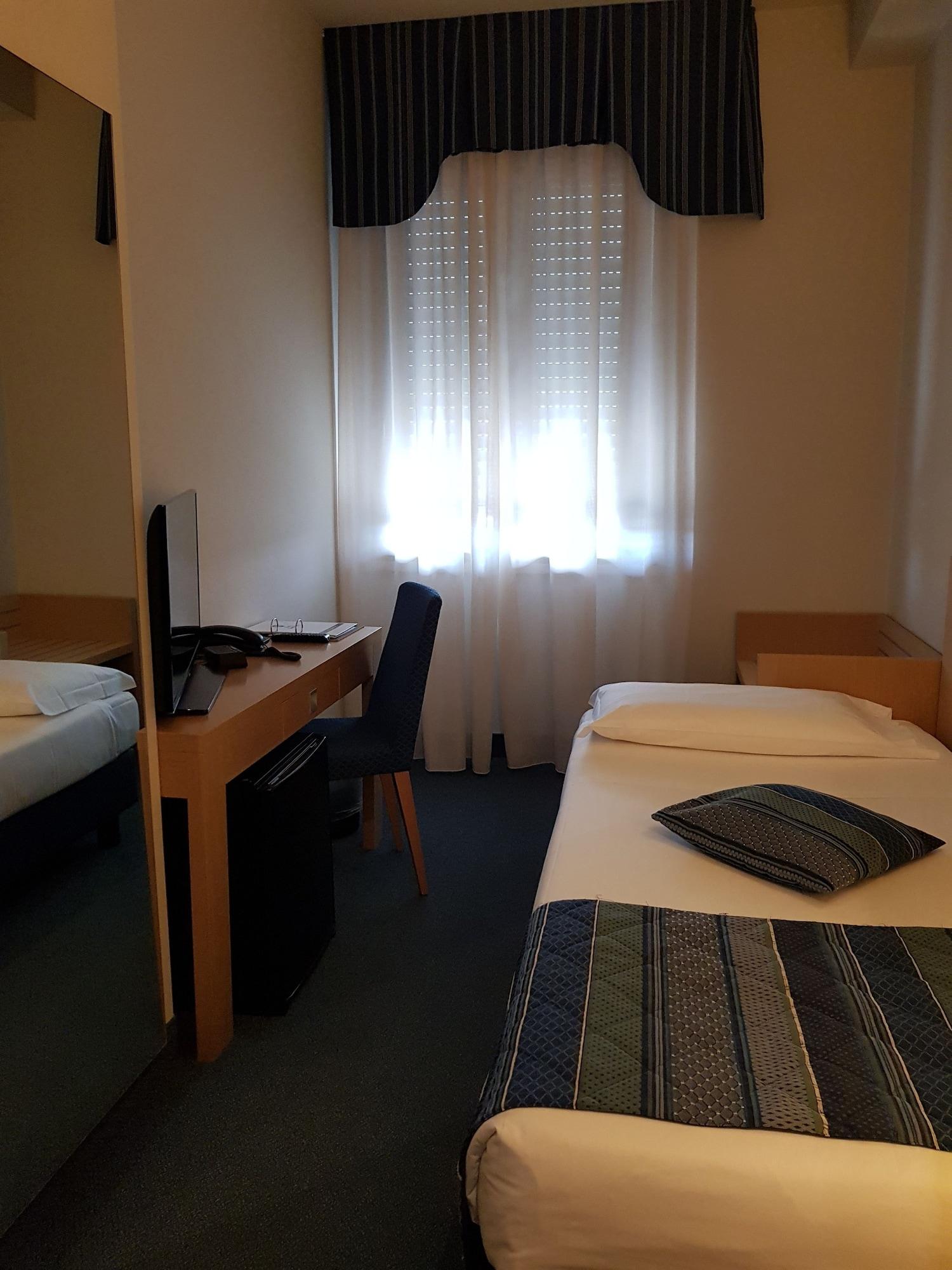 Best Western Hotel Cristallo Mantova Virgilio Exteriör bild